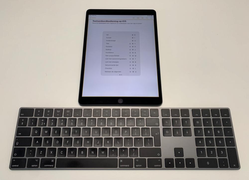 iPad with keyboard - Keyboard access